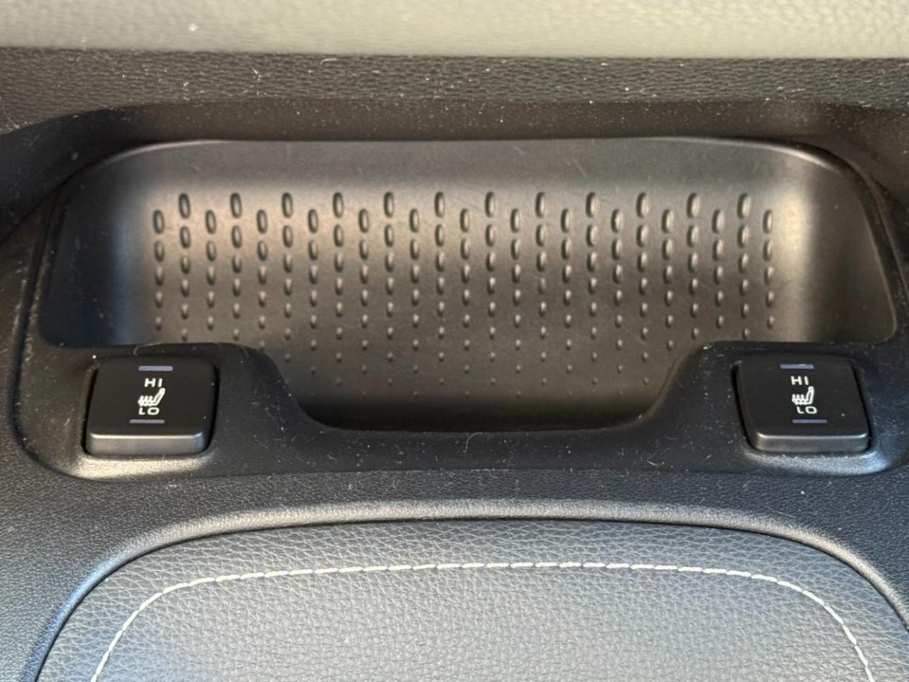 Toyota Corolla Hatchback XSE CVT (Natl) 2019