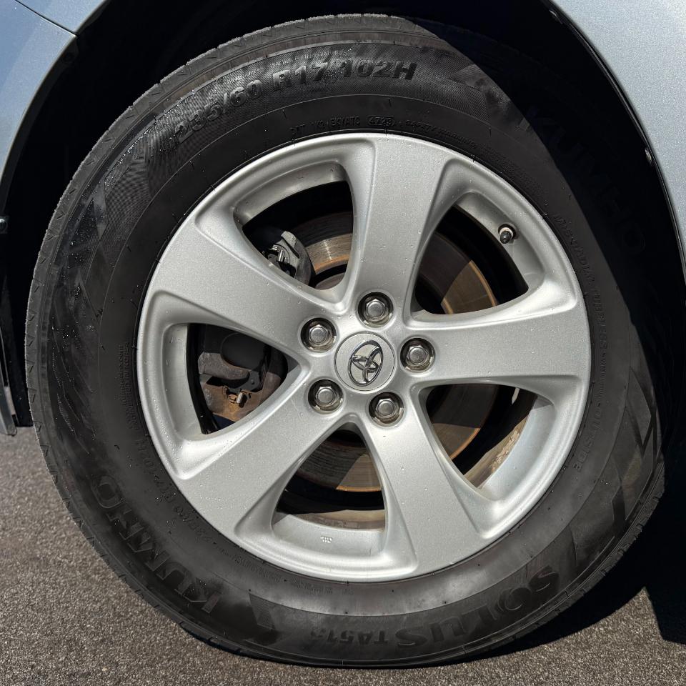 Toyota Sienna 5dr 8-Pass Van V6 LE FWD (Natl) 2014