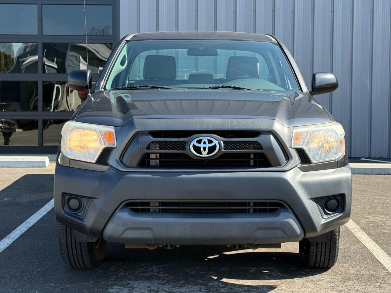 Toyota Tacoma 2WD Reg Cab I4 MT (Natl) 2013