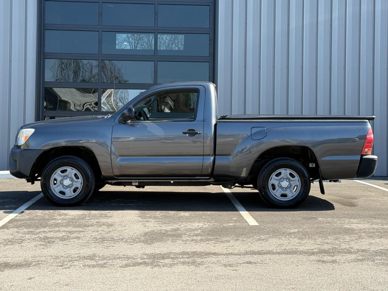 Toyota Tacoma 2WD Reg Cab I4 MT (Natl) 2013