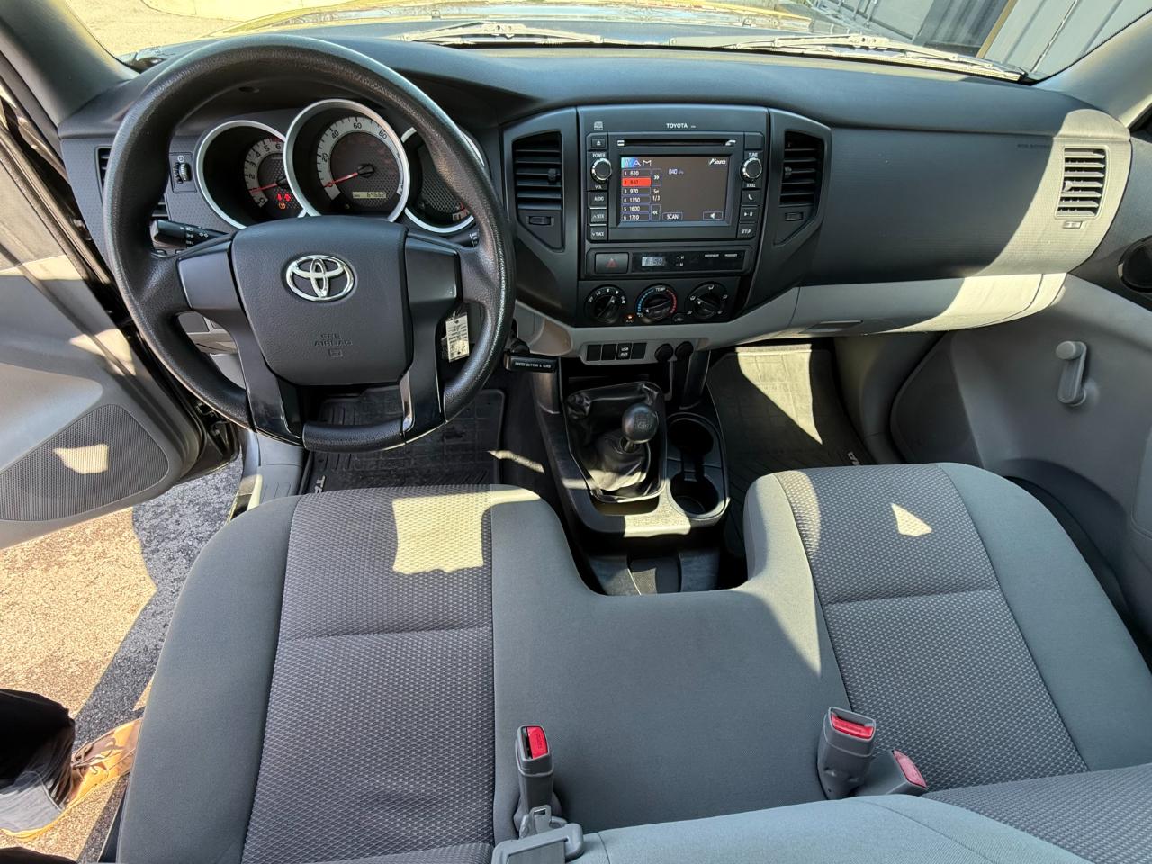 Toyota Tacoma 2WD Reg Cab I4 MT (Natl) 2013