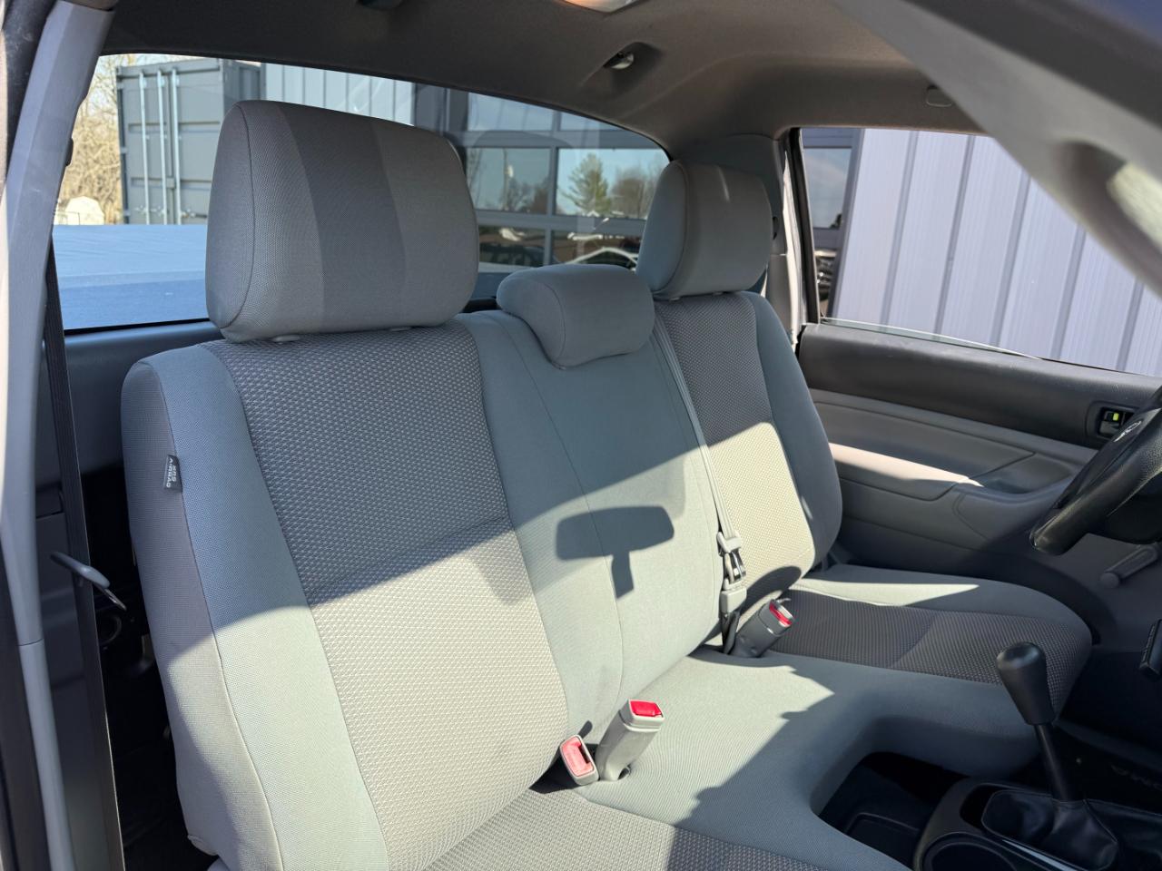 Toyota Tacoma 2WD Reg Cab I4 MT (Natl) 2013