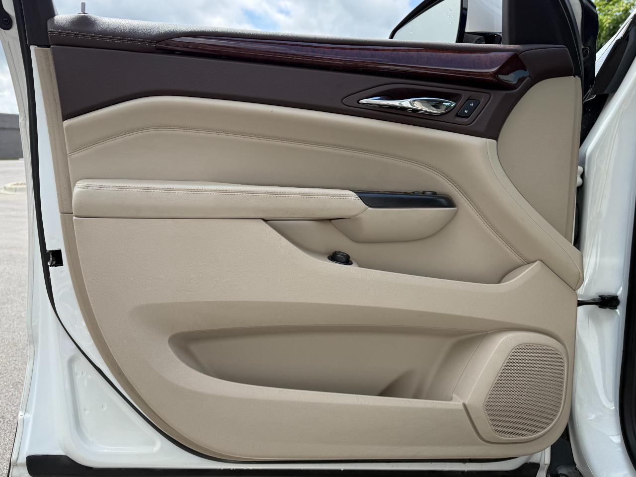 Cadillac SRX AWD 4dr Luxury Collection 2016