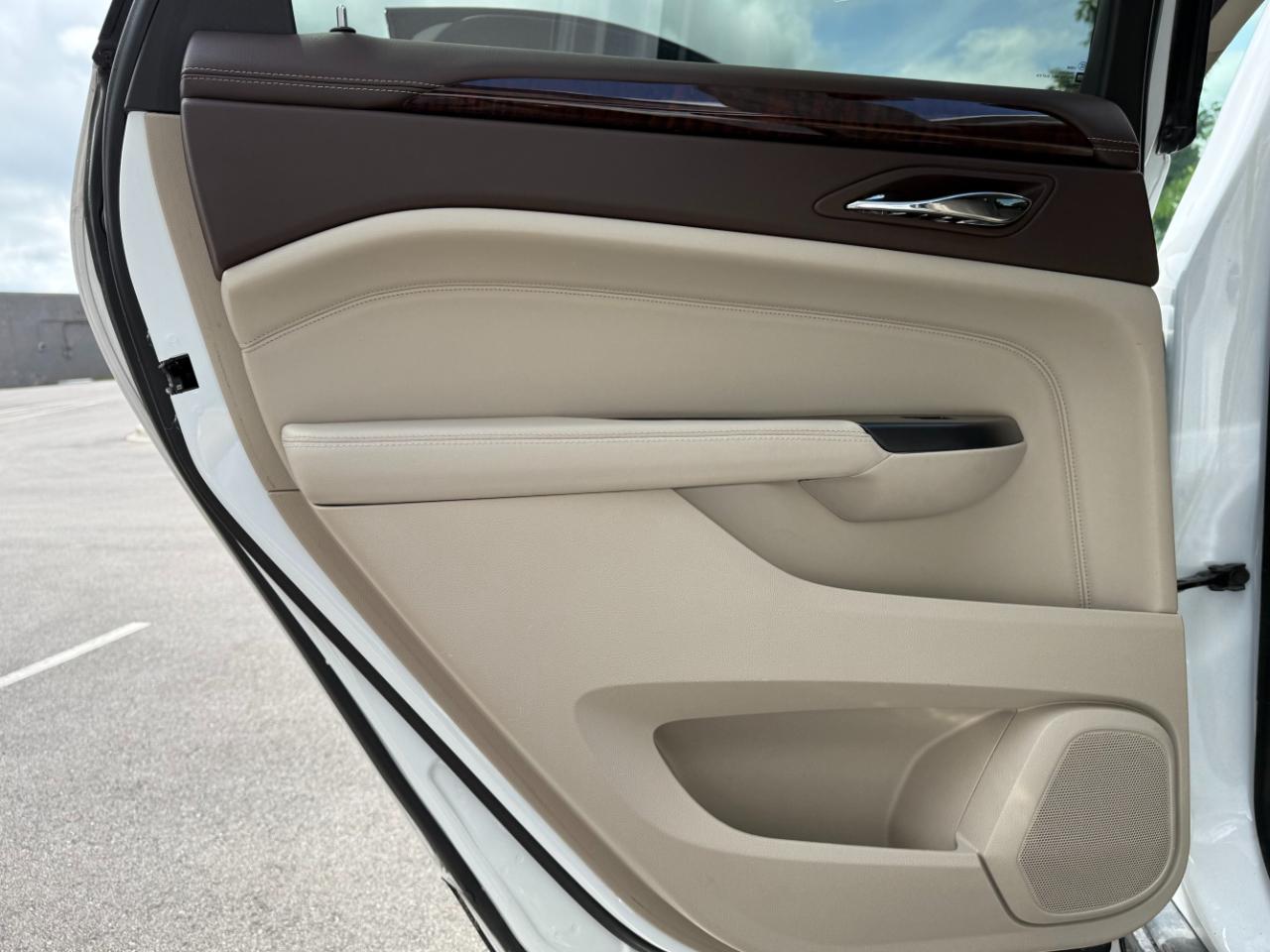 Cadillac SRX AWD 4dr Luxury Collection 2016