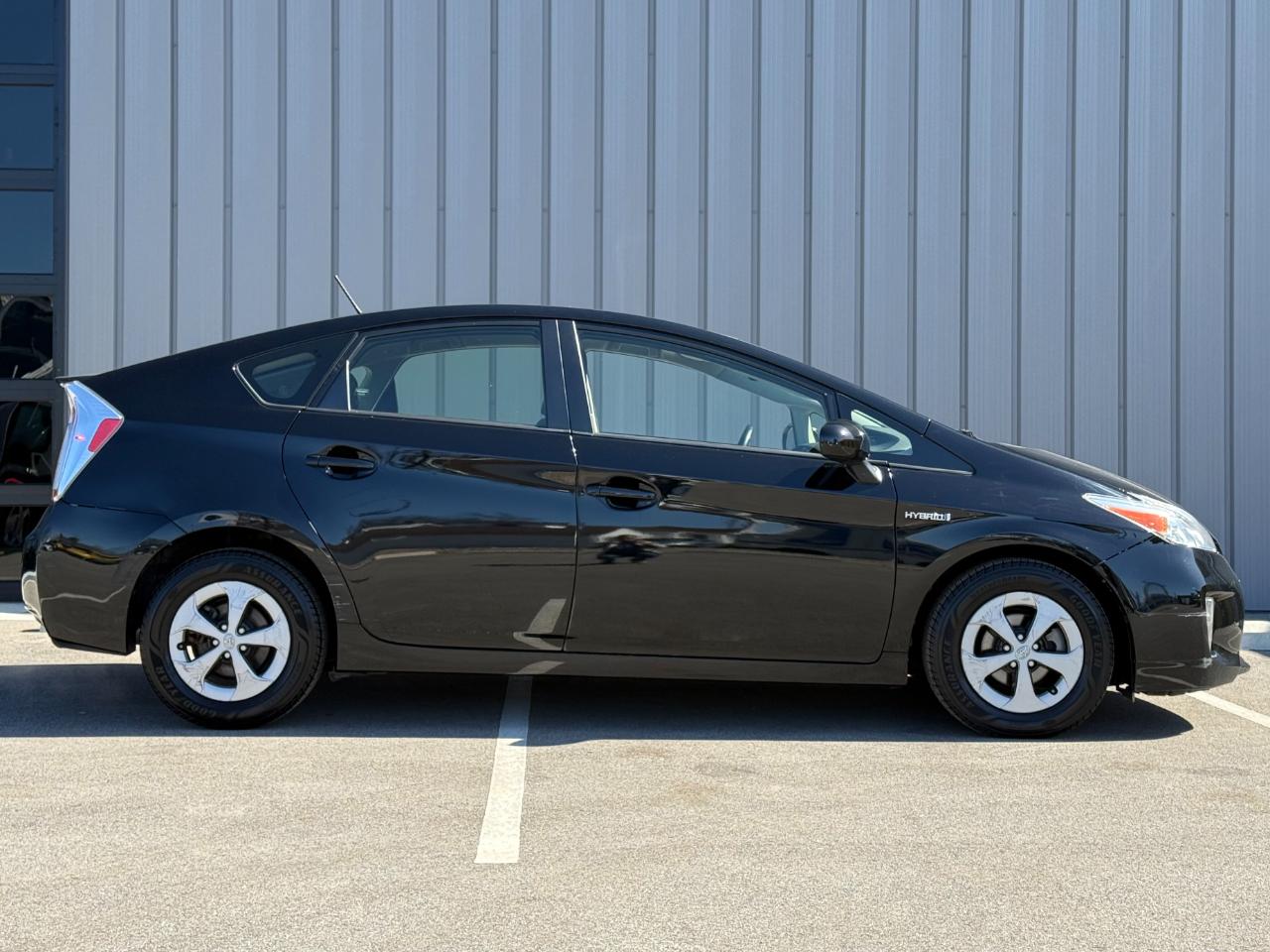 Toyota Prius 5dr HB Three (Natl) 2014