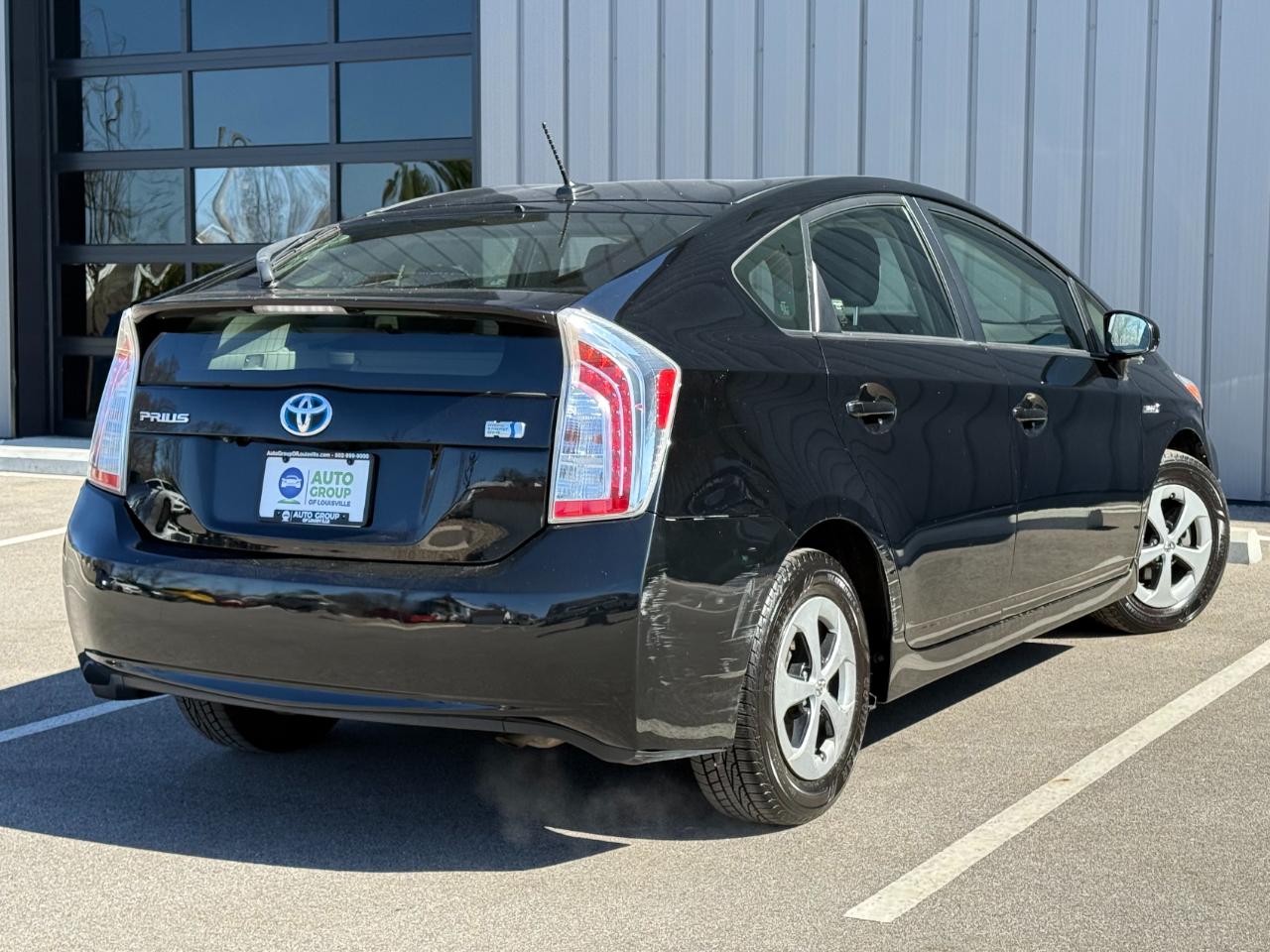 Toyota Prius 5dr HB Three (Natl) 2014