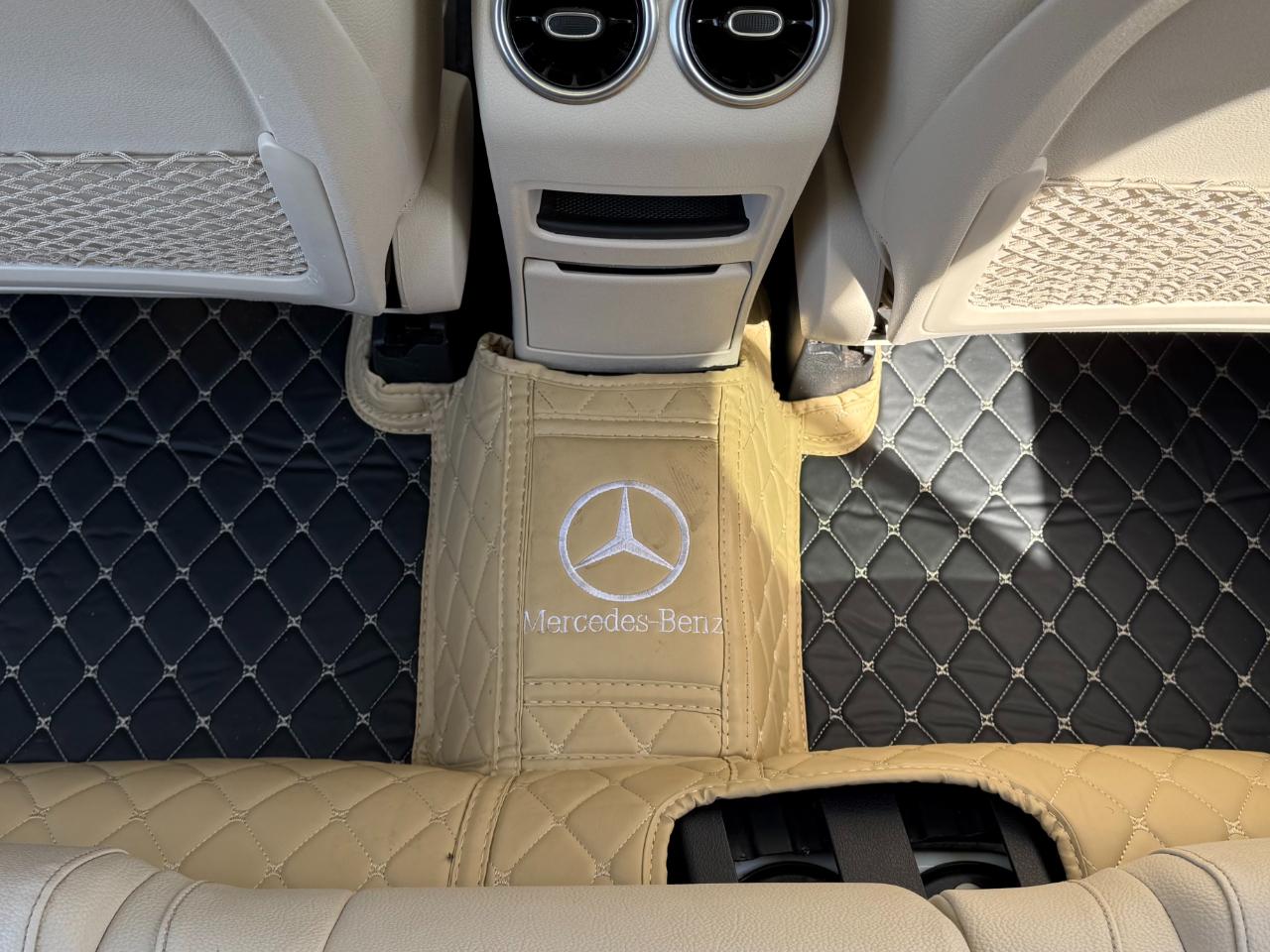 Mercedes-Benz GLB GLB 250 4MATIC SUV 2021