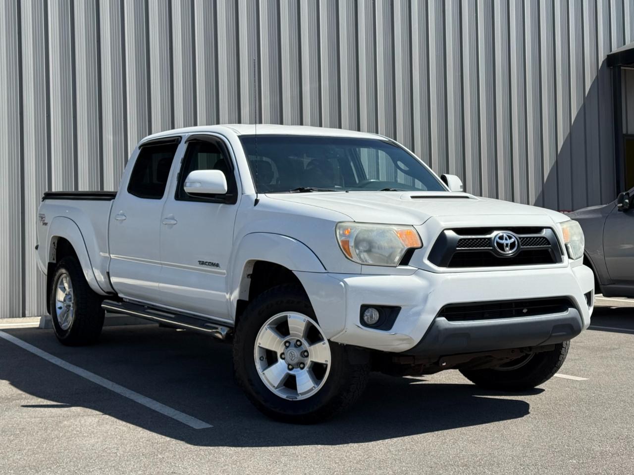 Toyota Tacoma 4WD Double Cab LB V6 AT (Natl) 2013