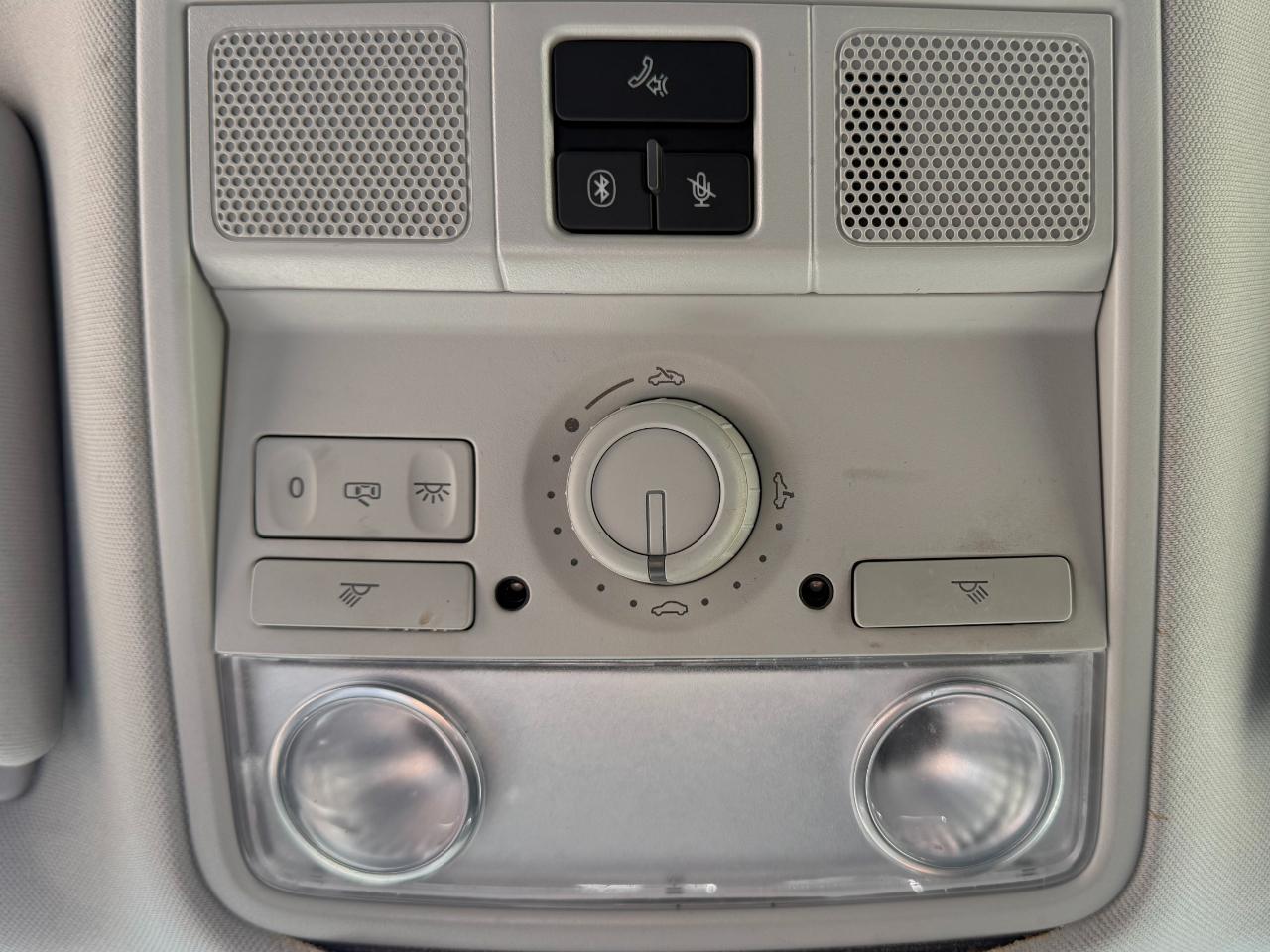 Volkswagen Golf 2dr HB Man PZEV 2012