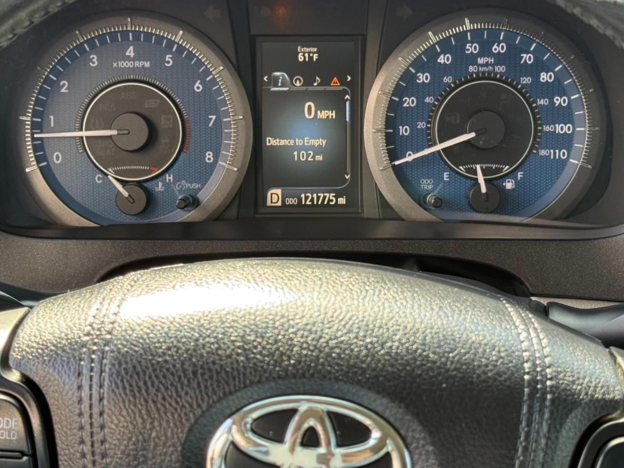 Toyota Sienna XLE Auto Access Seat FWD 7-Passenger (Natl) 2017