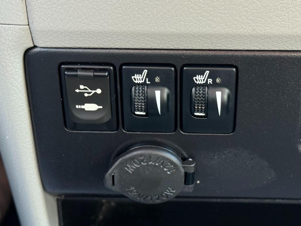 Toyota Sienna XLE Auto Access Seat FWD 7-Passenger (Natl) 2017