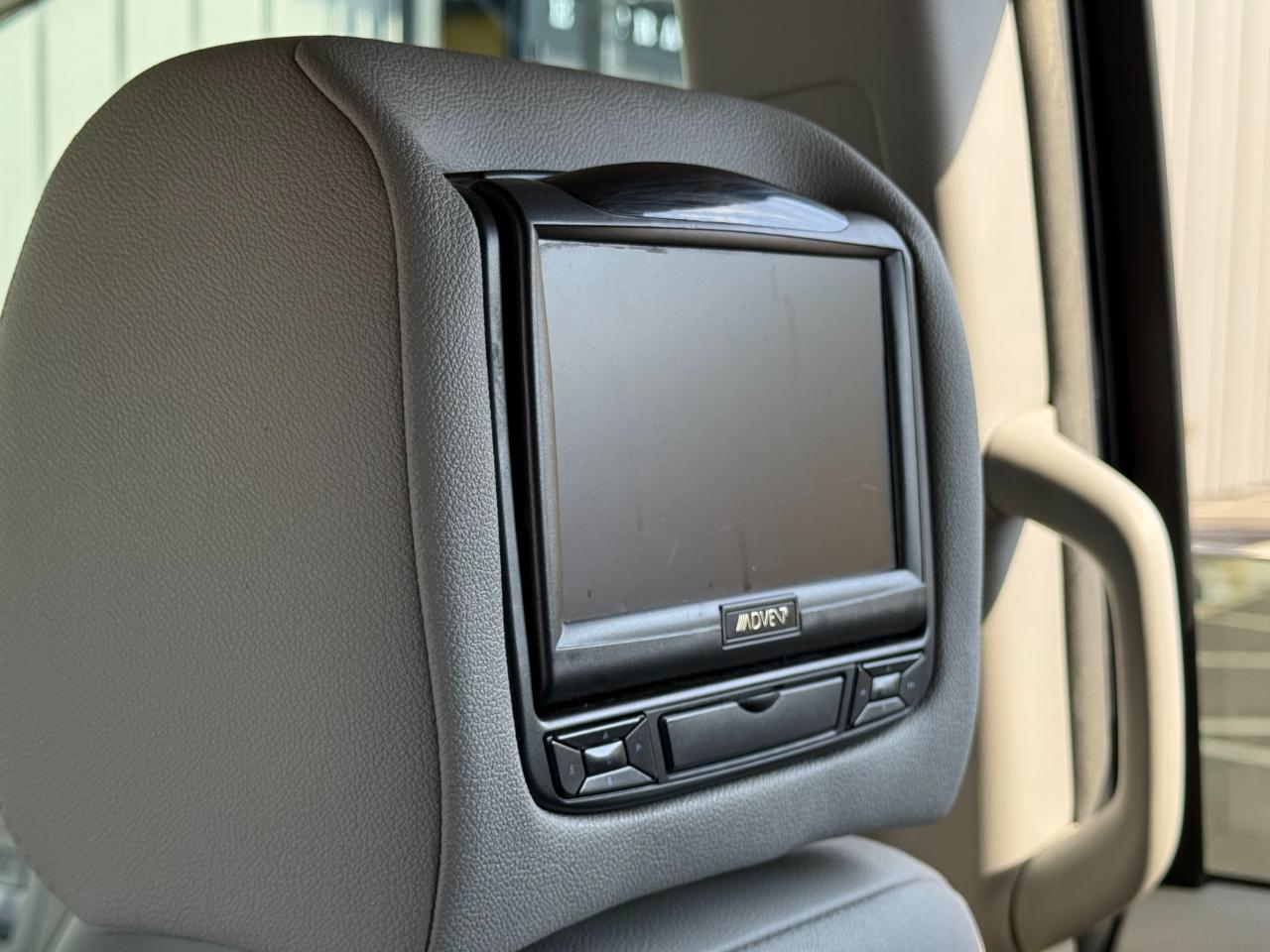 Toyota Sienna XLE Auto Access Seat FWD 7-Passenger (Natl) 2017