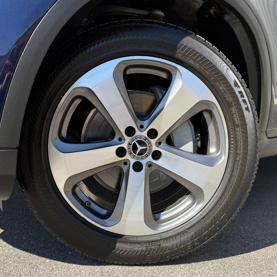 Mercedes-Benz GLC GLC 300 4MATIC SUV 2018