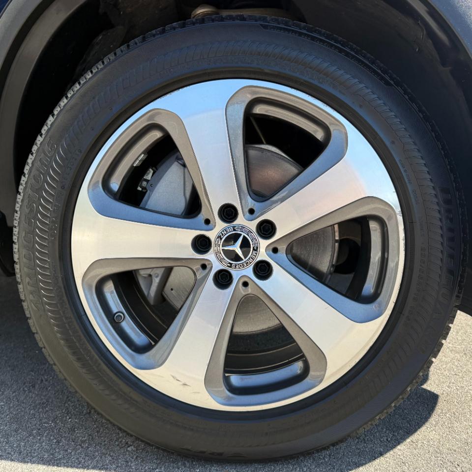 Mercedes-Benz GLC GLC 300 4MATIC SUV 2018