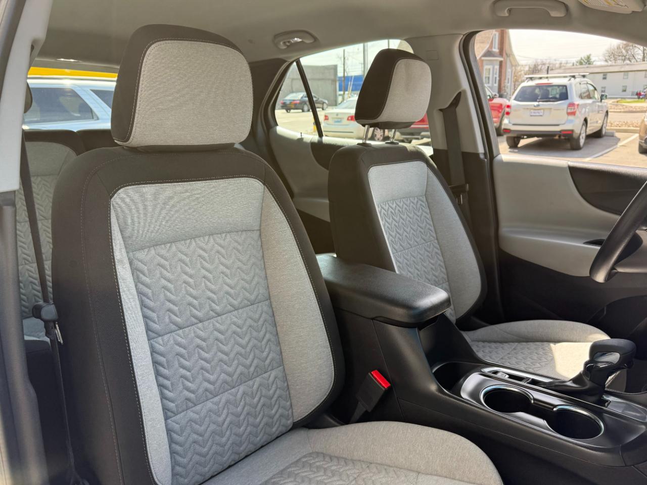 Chevrolet Equinox FWD 4dr LS w/1FL 2024