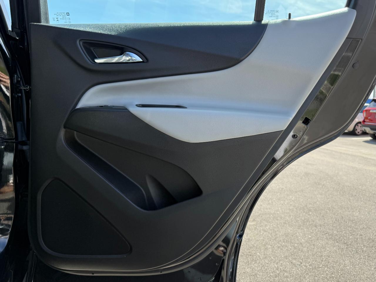 Chevrolet Equinox FWD 4dr LS w/1FL 2024