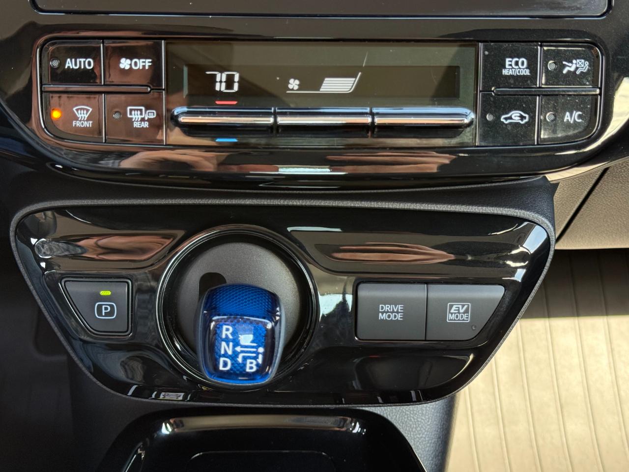 Toyota Prius XLE 2020