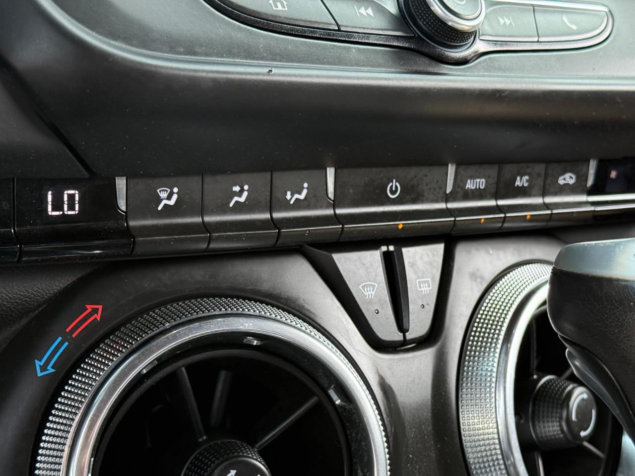 Chevrolet Camaro 2dr Cpe 1LT 2020