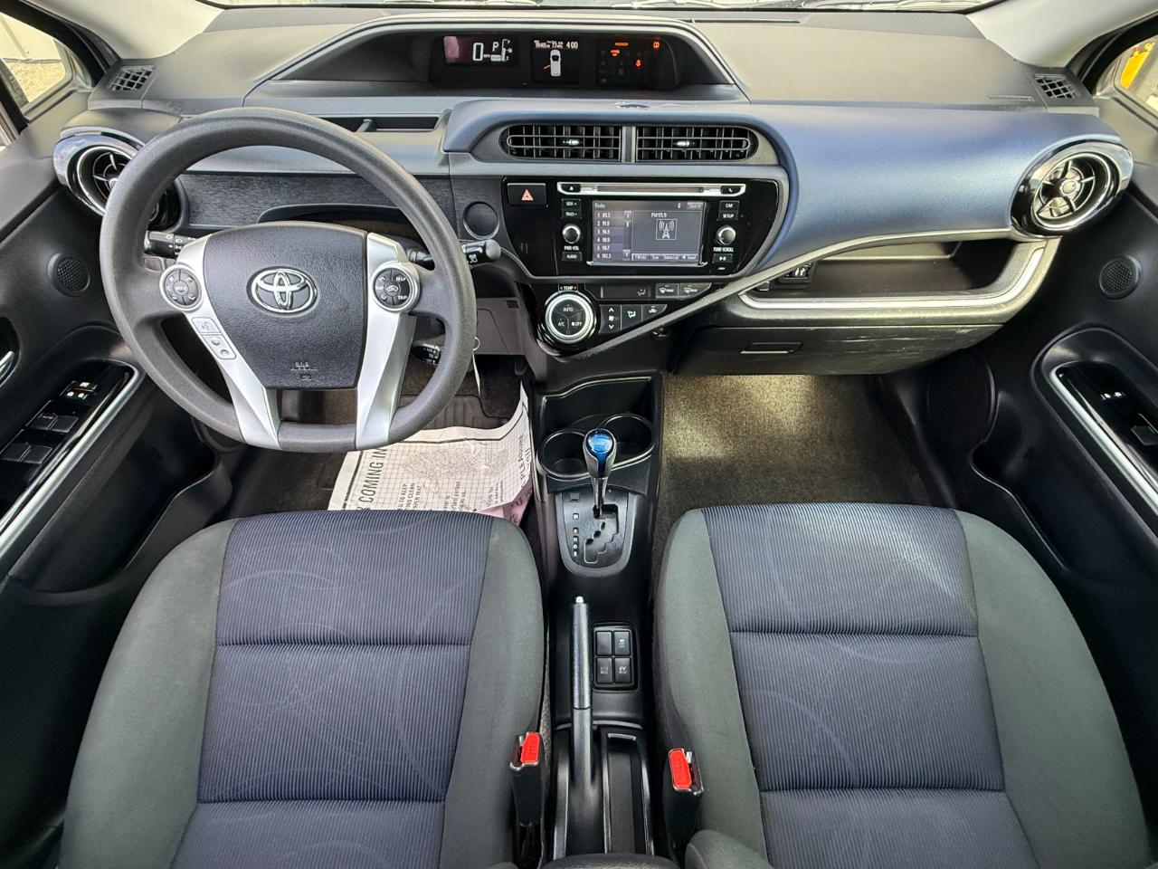 Toyota Prius c 5dr HB Persona Series (Natl) 2016