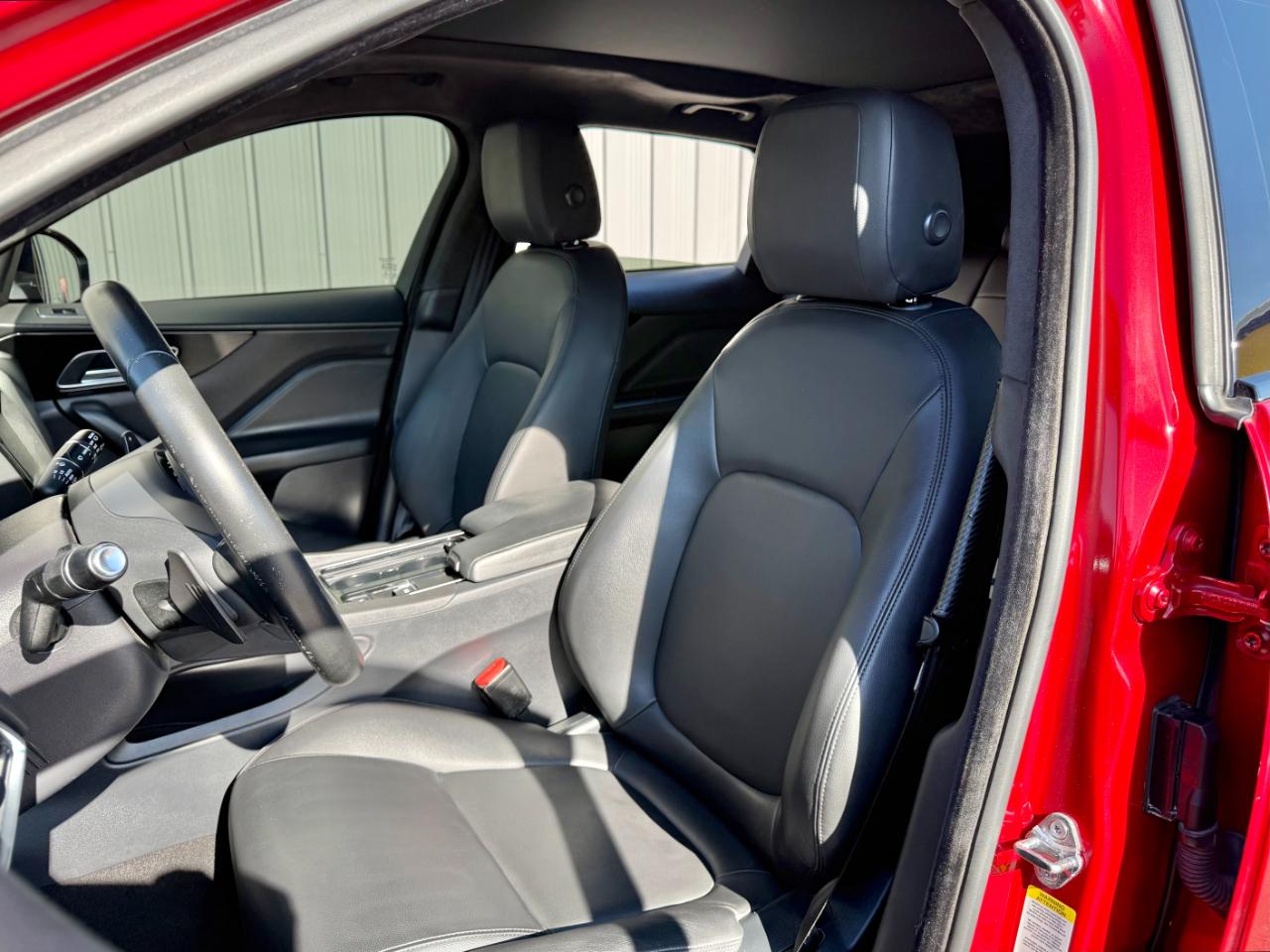 Jaguar F-Pace 25t Premium AWD 2019