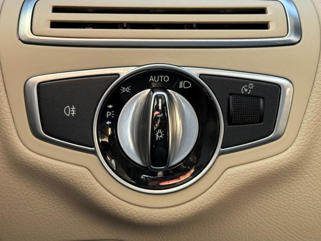 Mercedes-Benz C-Class C 300 4MATIC Sedan 2017