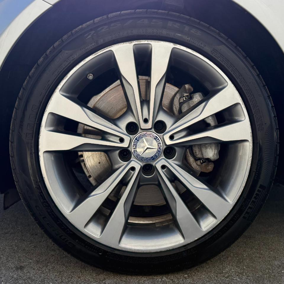 Mercedes-Benz C-Class C 300 4MATIC Sedan 2017