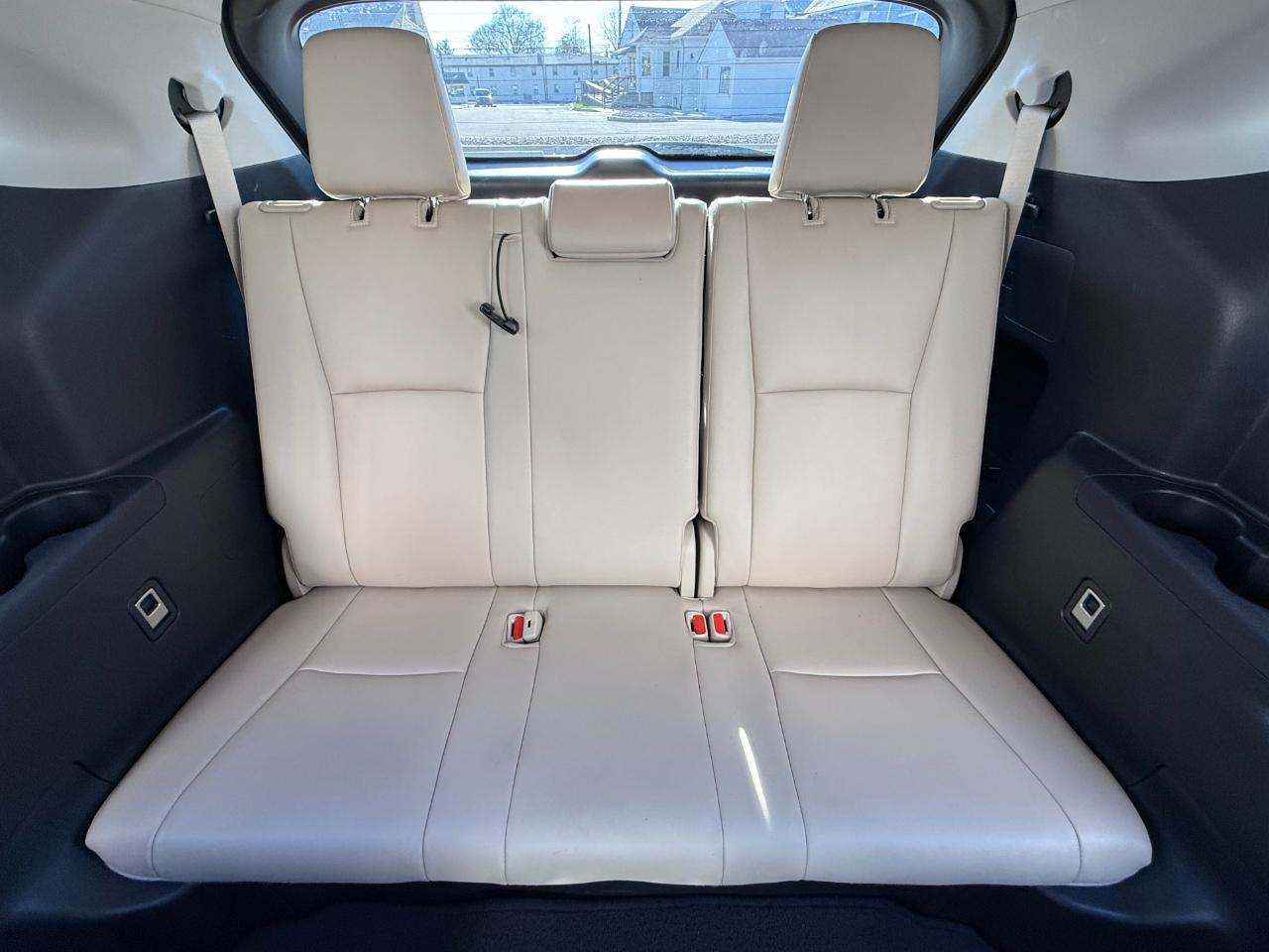 Toyota Highlander Hybrid XLE AWD (Natl) 2021