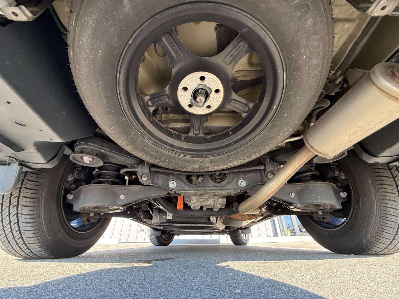 Toyota Highlander Hybrid XLE AWD (Natl) 2021