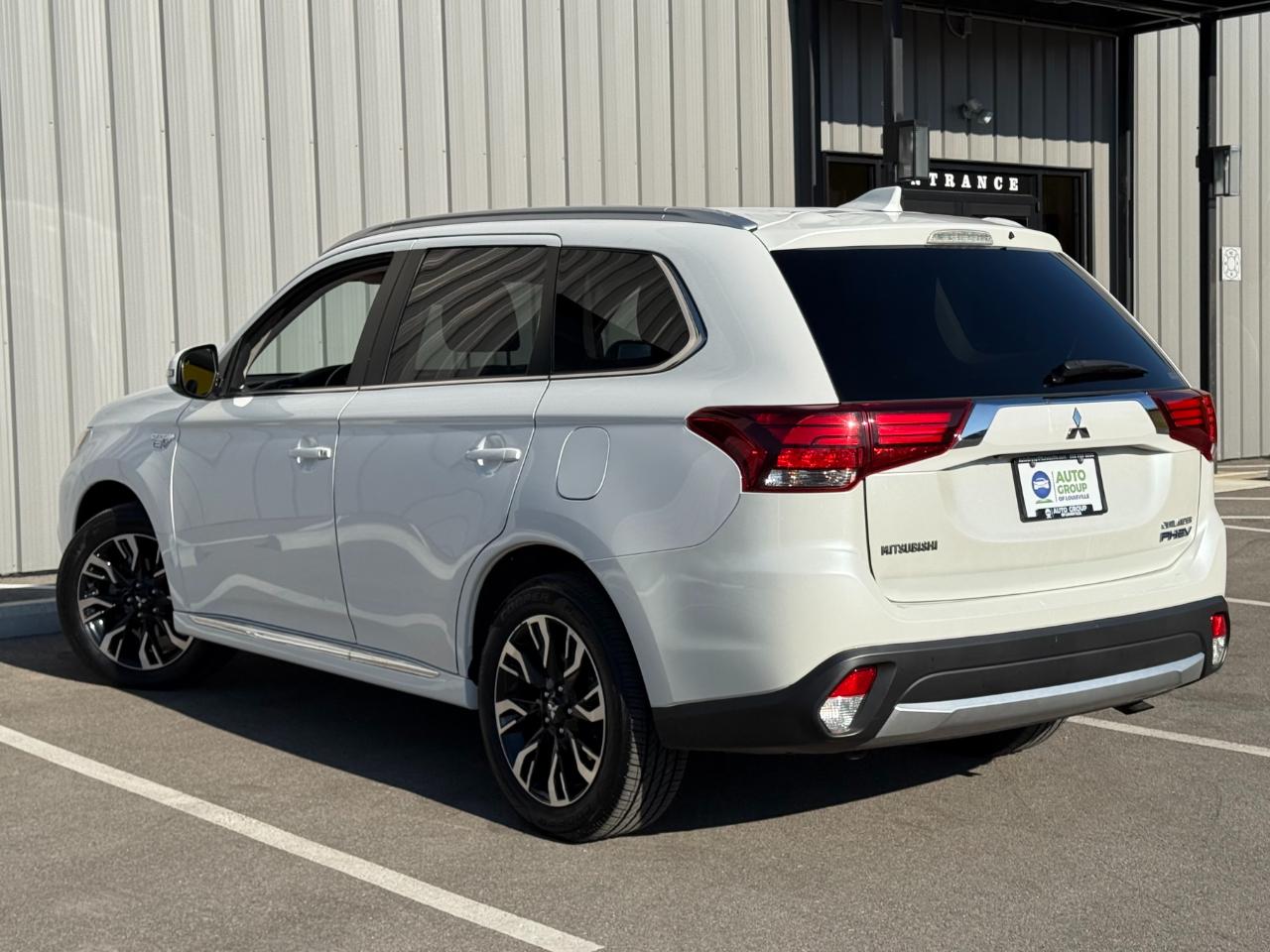 Mitsubishi Outlander PHEV SEL S-AWC 2018