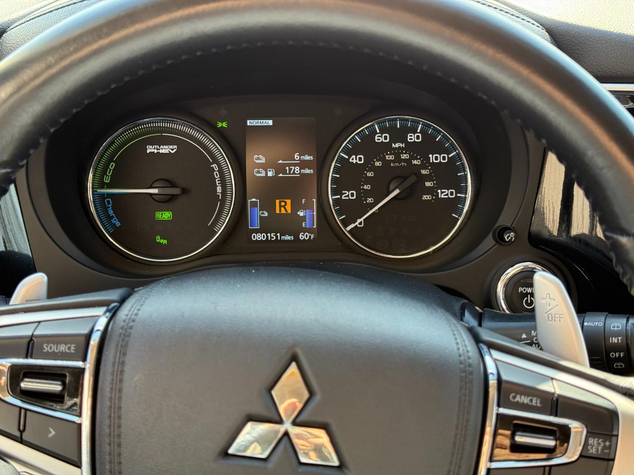 Mitsubishi Outlander PHEV SEL S-AWC 2018