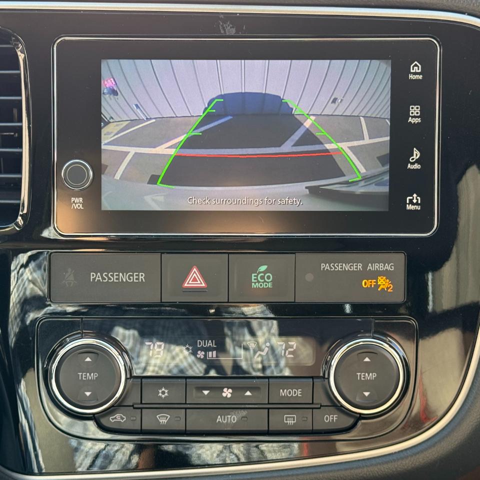 Mitsubishi Outlander PHEV SEL S-AWC 2018