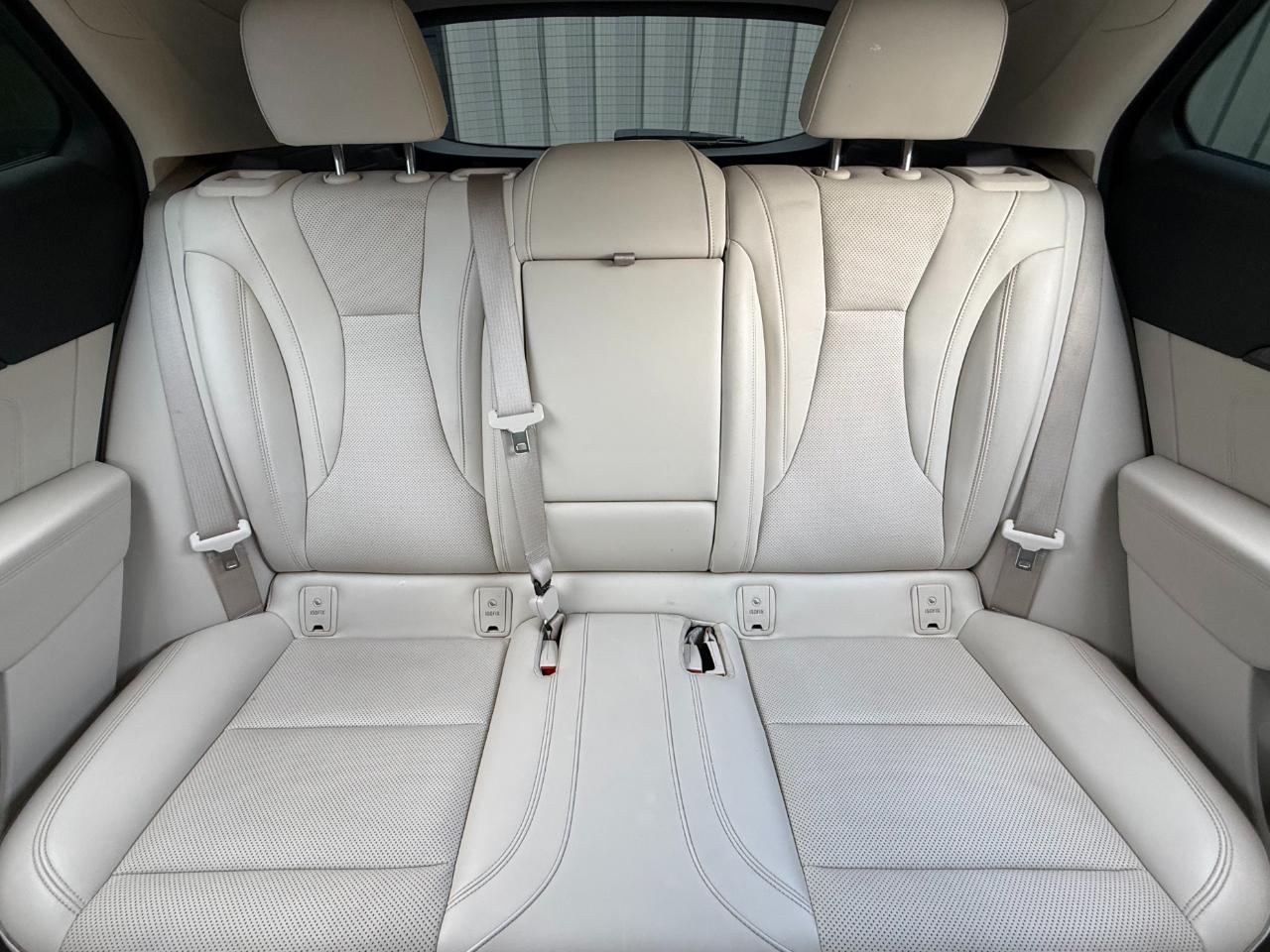 Buick Envision FWD 4dr Essence 2023