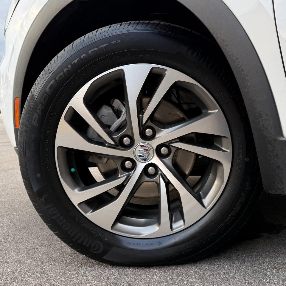 Buick Envision FWD 4dr Essence 2023