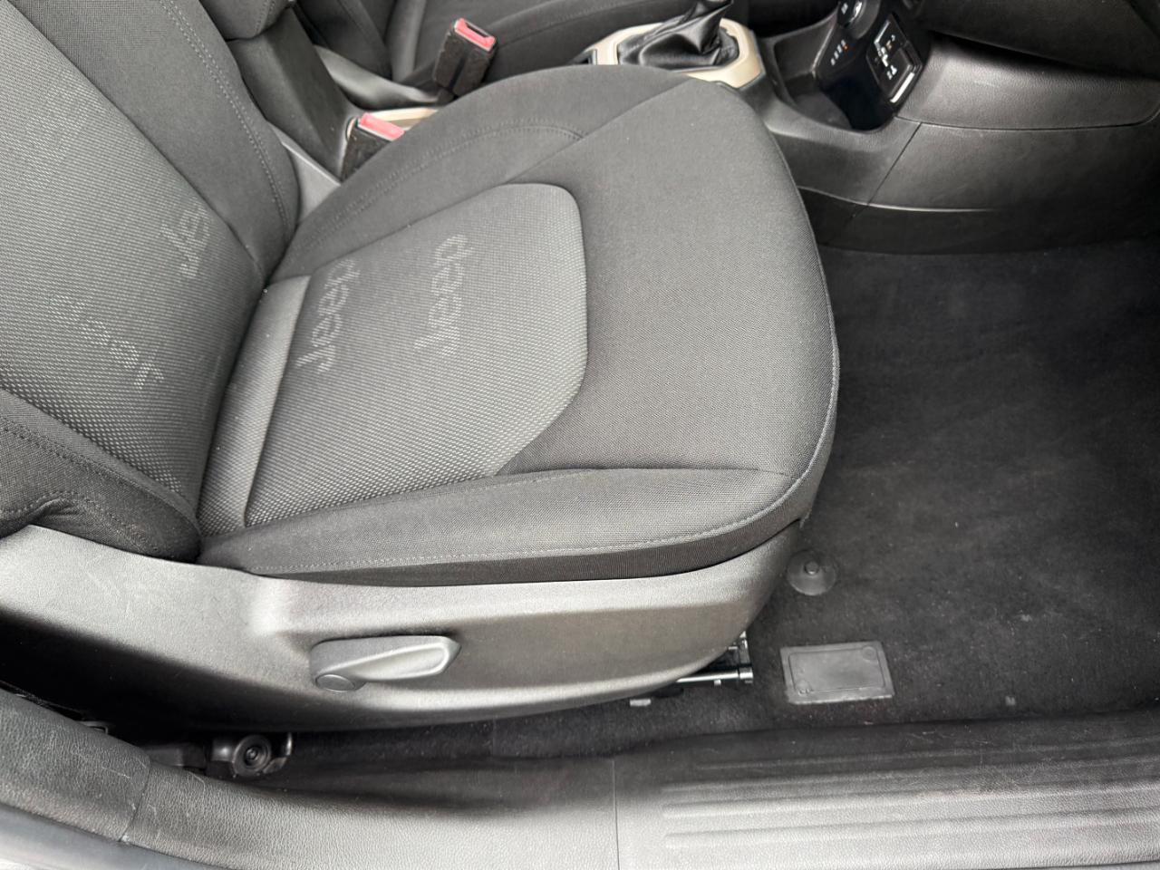 Jeep Renegade 4WD 4dr Latitude 2016