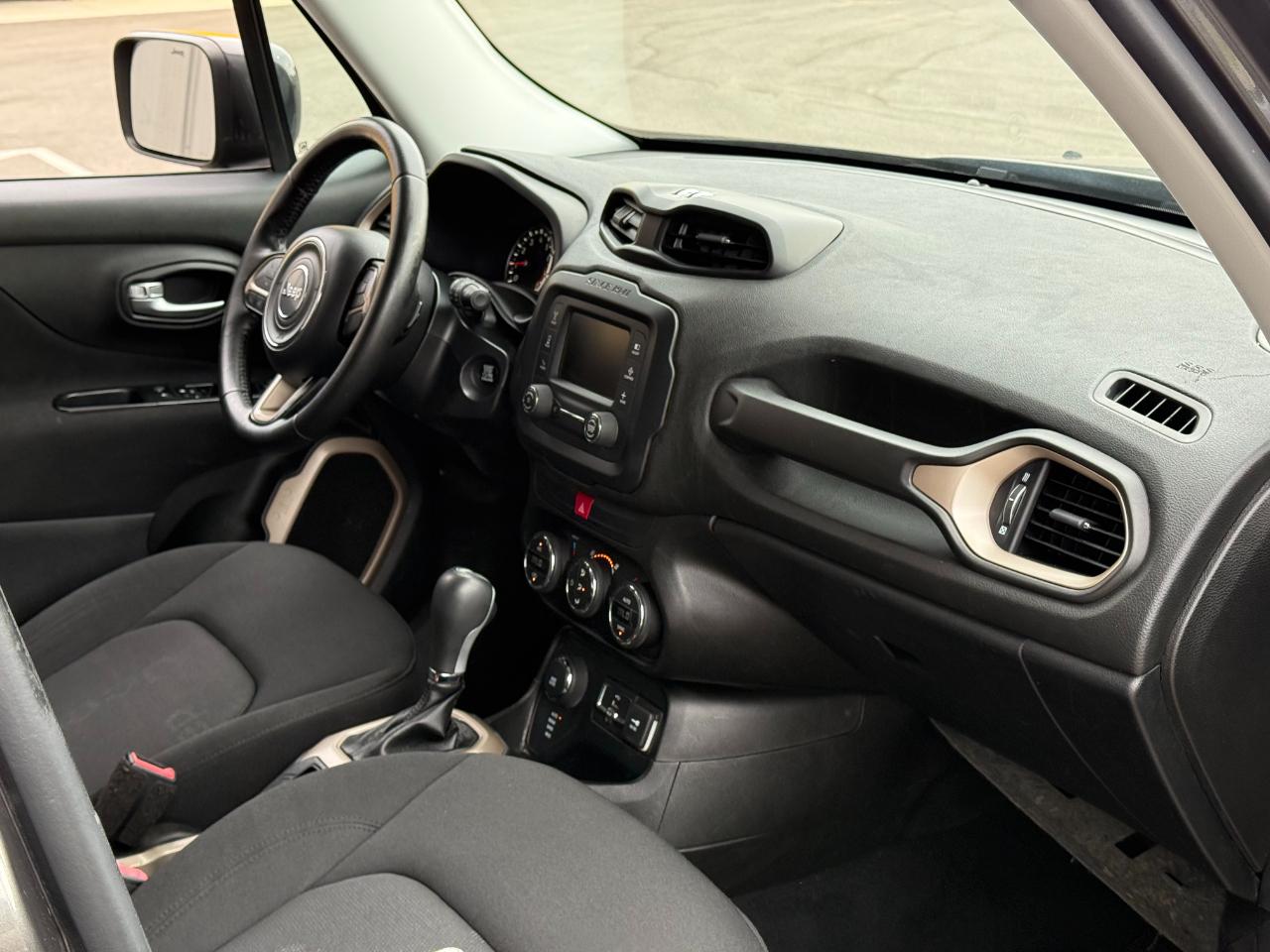 Jeep Renegade 4WD 4dr Latitude 2016