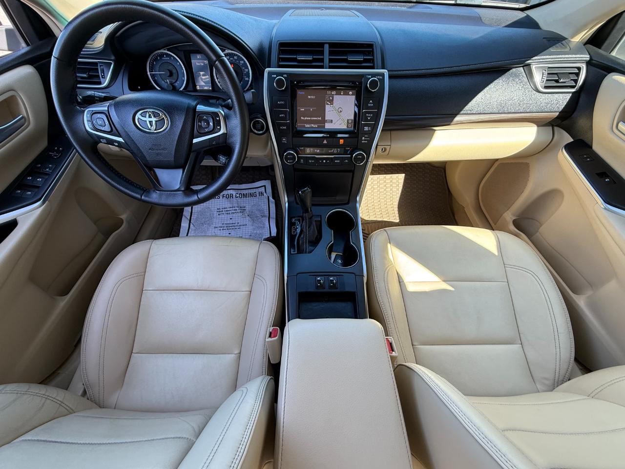 Toyota Camry XLE Auto (Natl) 2017