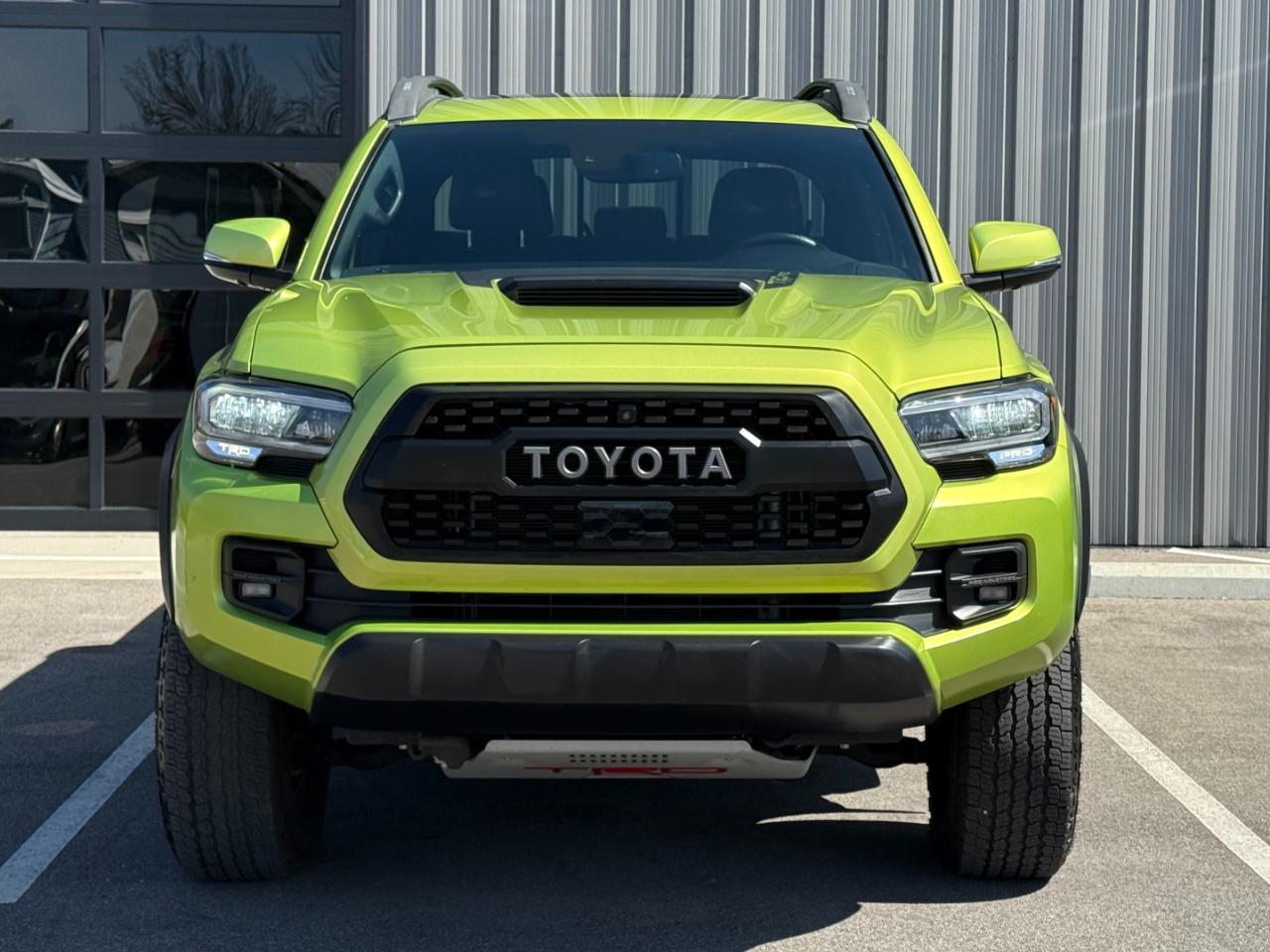 Toyota Tacoma 4WD TRD Off Road Double Cab 5' Bed V6 MT (Natl) 2022