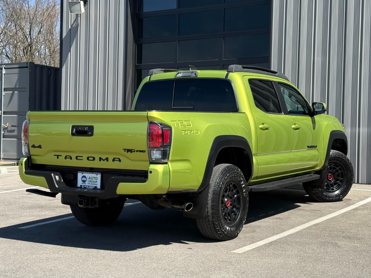 Toyota Tacoma 4WD TRD Off Road Double Cab 5' Bed V6 MT (Natl) 2022