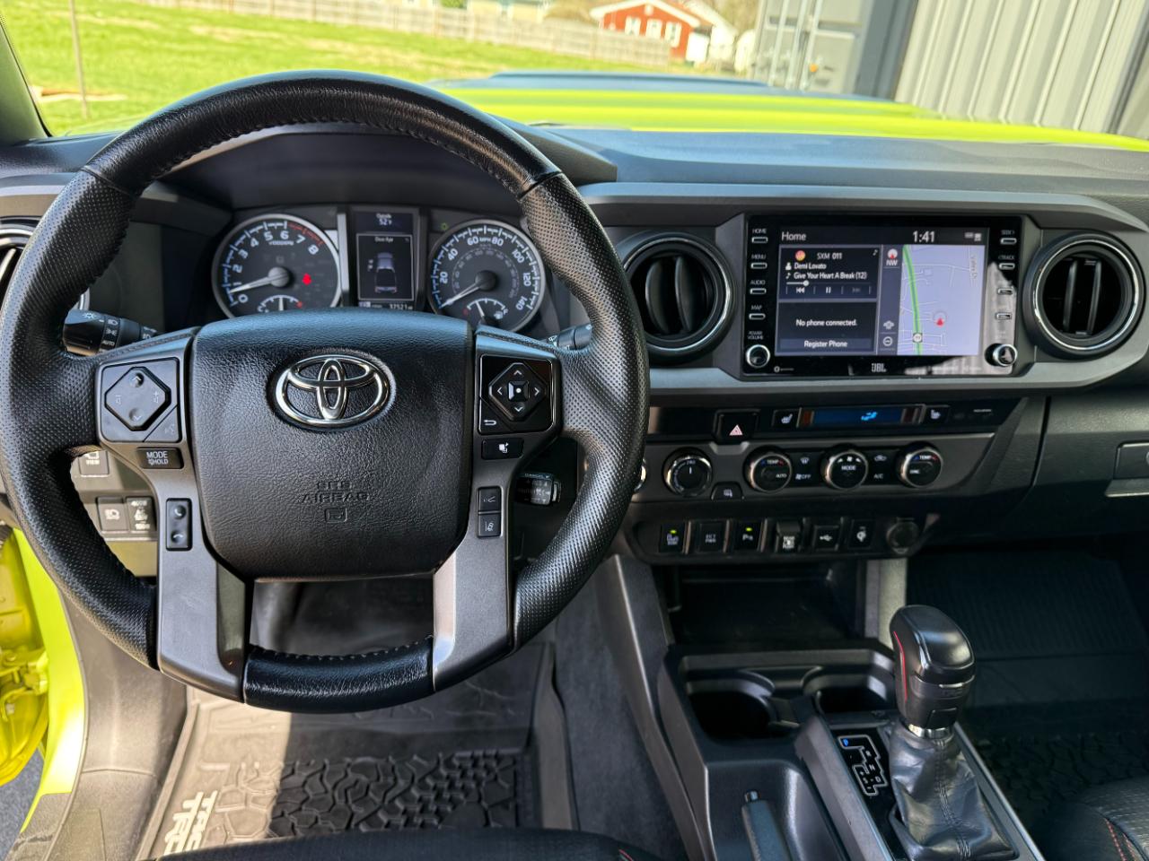 Toyota Tacoma 4WD TRD Off Road Double Cab 5' Bed V6 MT (Natl) 2022