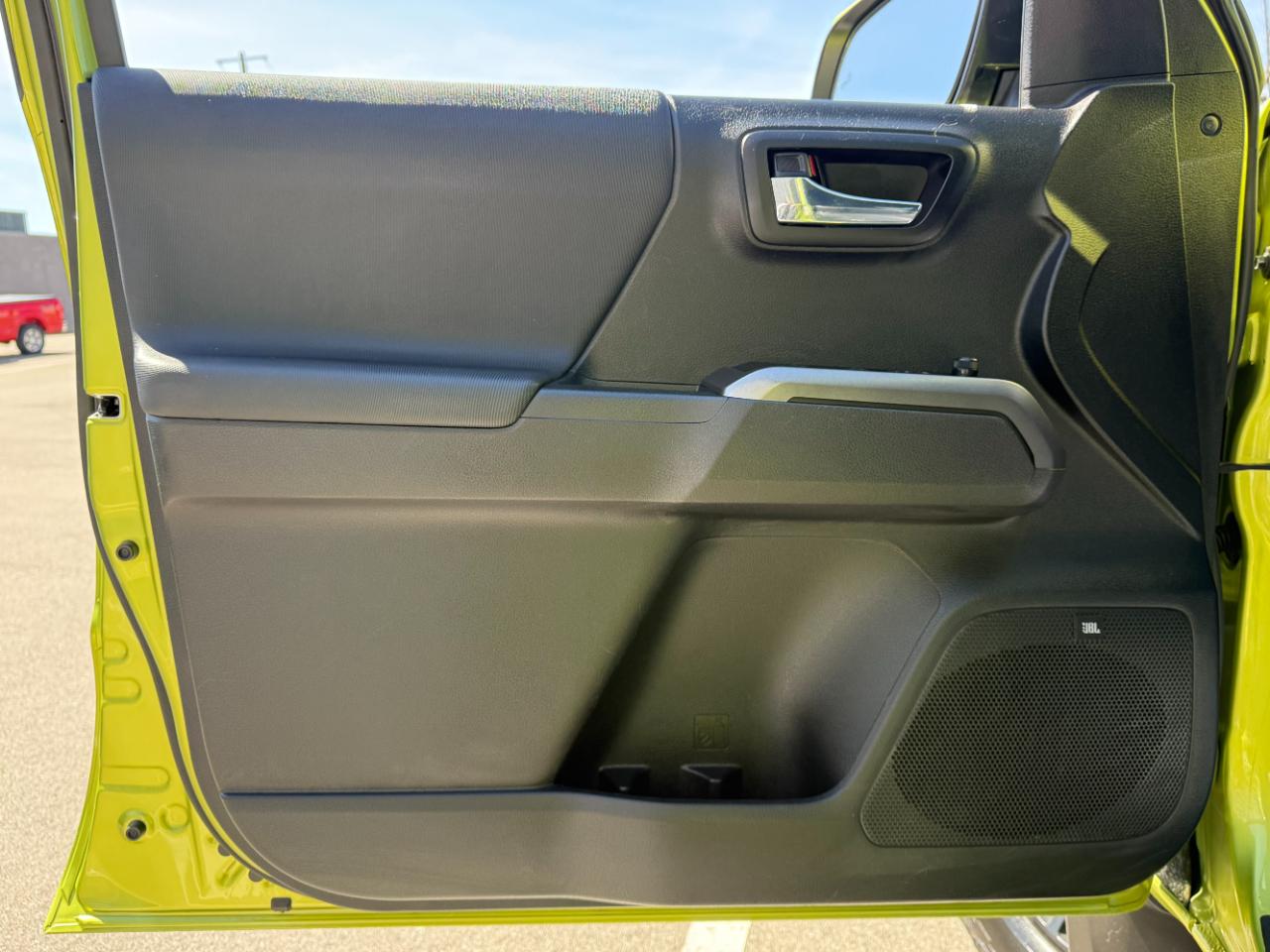 Toyota Tacoma 4WD TRD Off Road Double Cab 5' Bed V6 MT (Natl) 2022