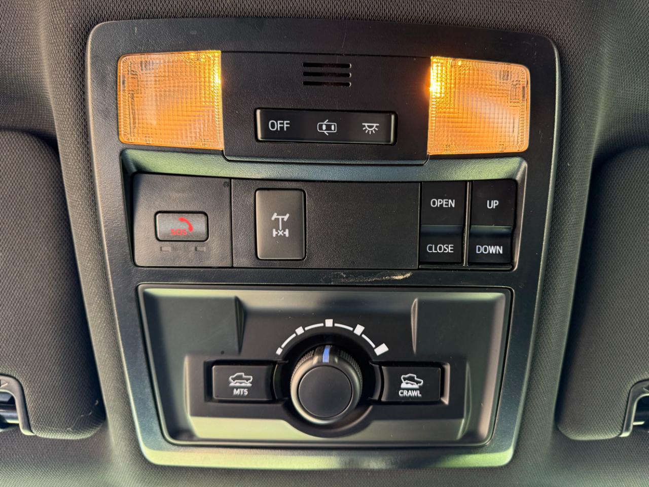 Toyota Tacoma 4WD TRD Off Road Double Cab 5' Bed V6 MT (Natl) 2022