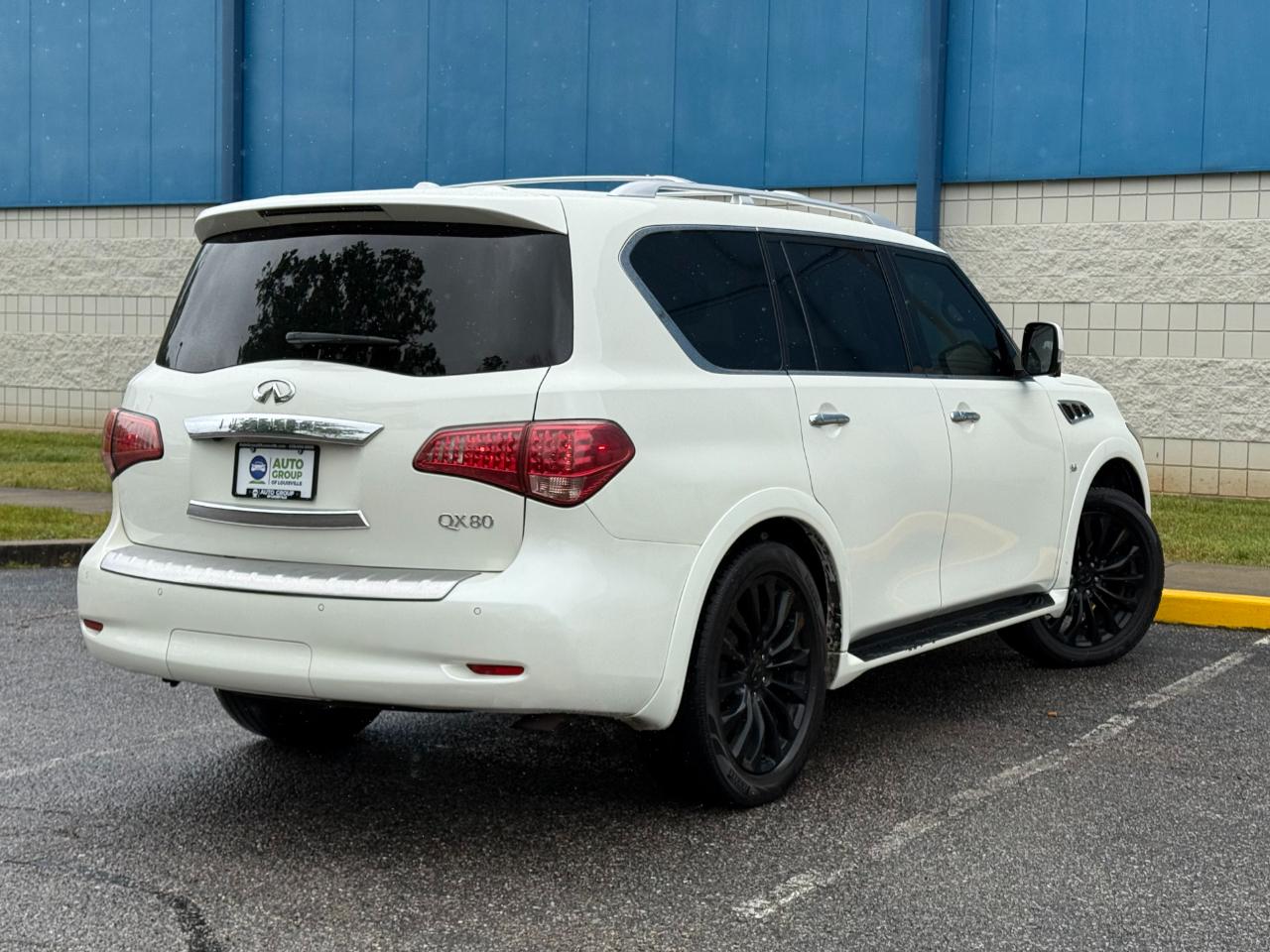 Infiniti QX80 AWD 2017
