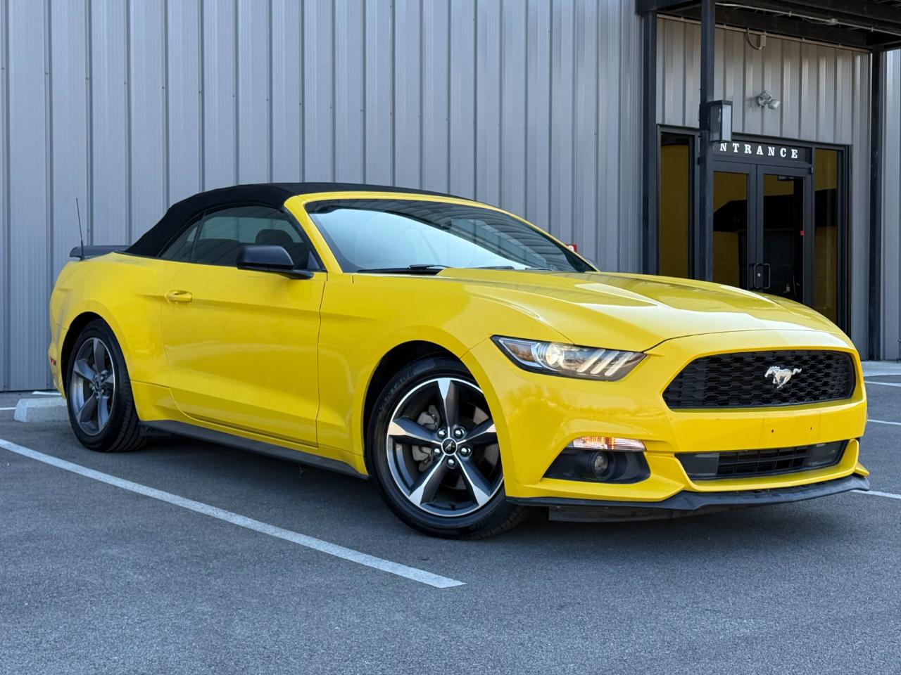 Ford Mustang 2dr Conv V6 2015