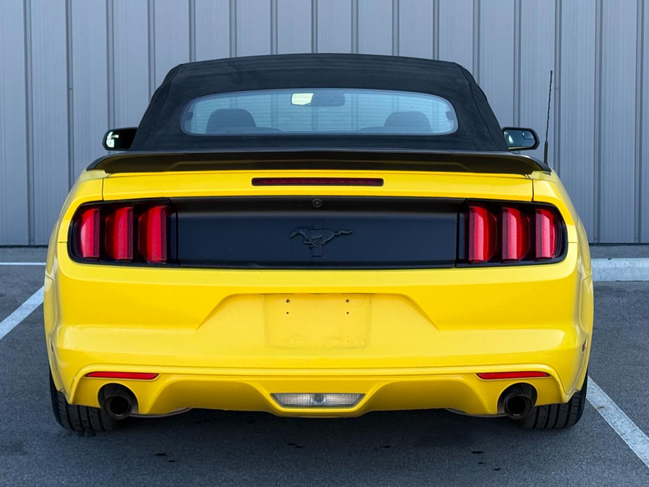 Ford Mustang 2dr Conv V6 2015