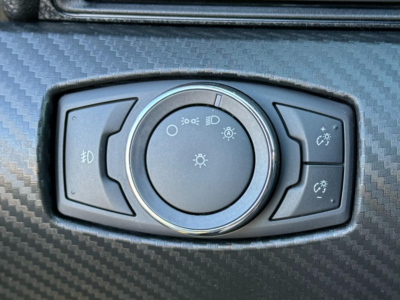 Ford Mustang 2dr Conv V6 2015