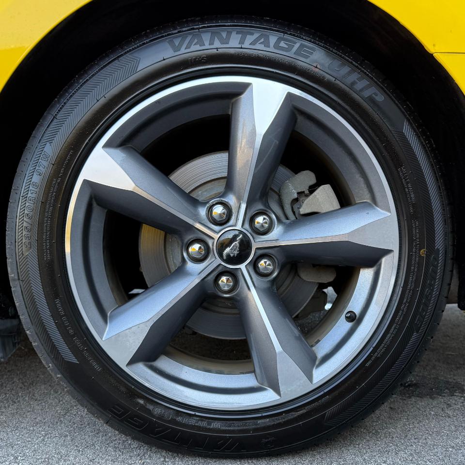 Ford Mustang 2dr Conv V6 2015