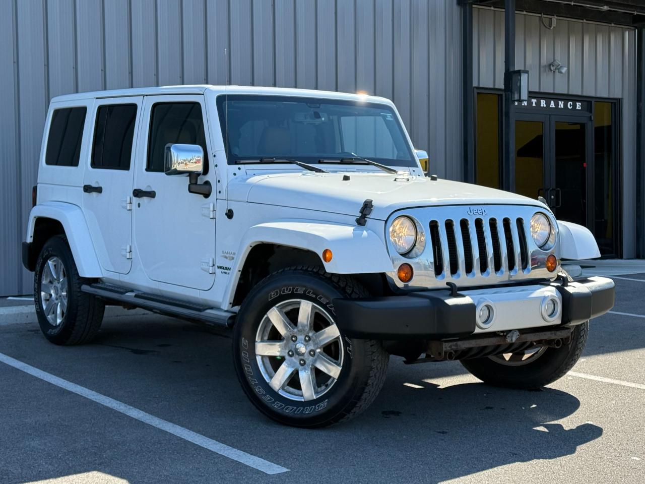 Jeep Wrangler Unlimited 4WD 4dr Sahara 2013
