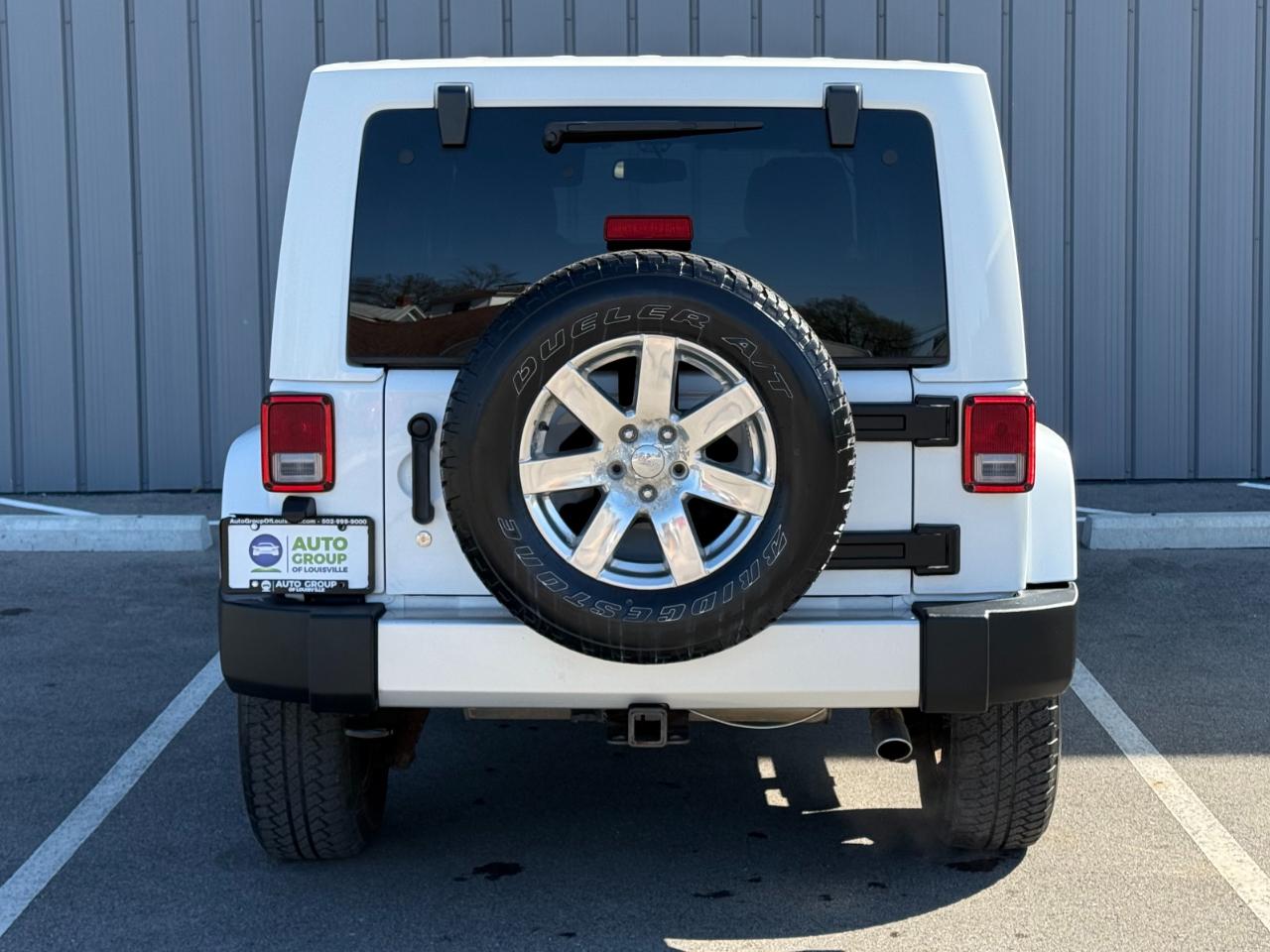 Jeep Wrangler Unlimited 4WD 4dr Sahara 2013