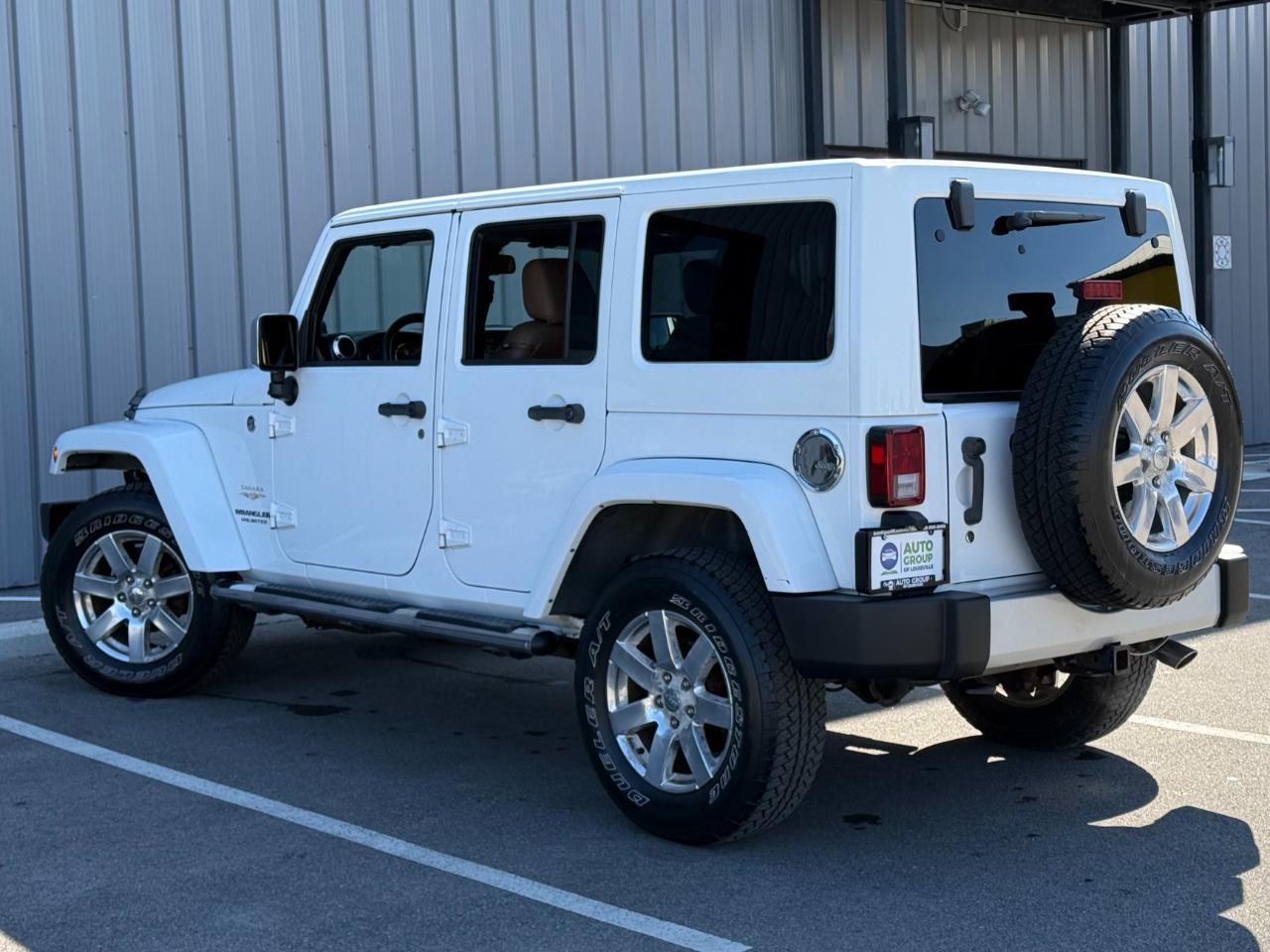 Jeep Wrangler Unlimited 4WD 4dr Sahara 2013