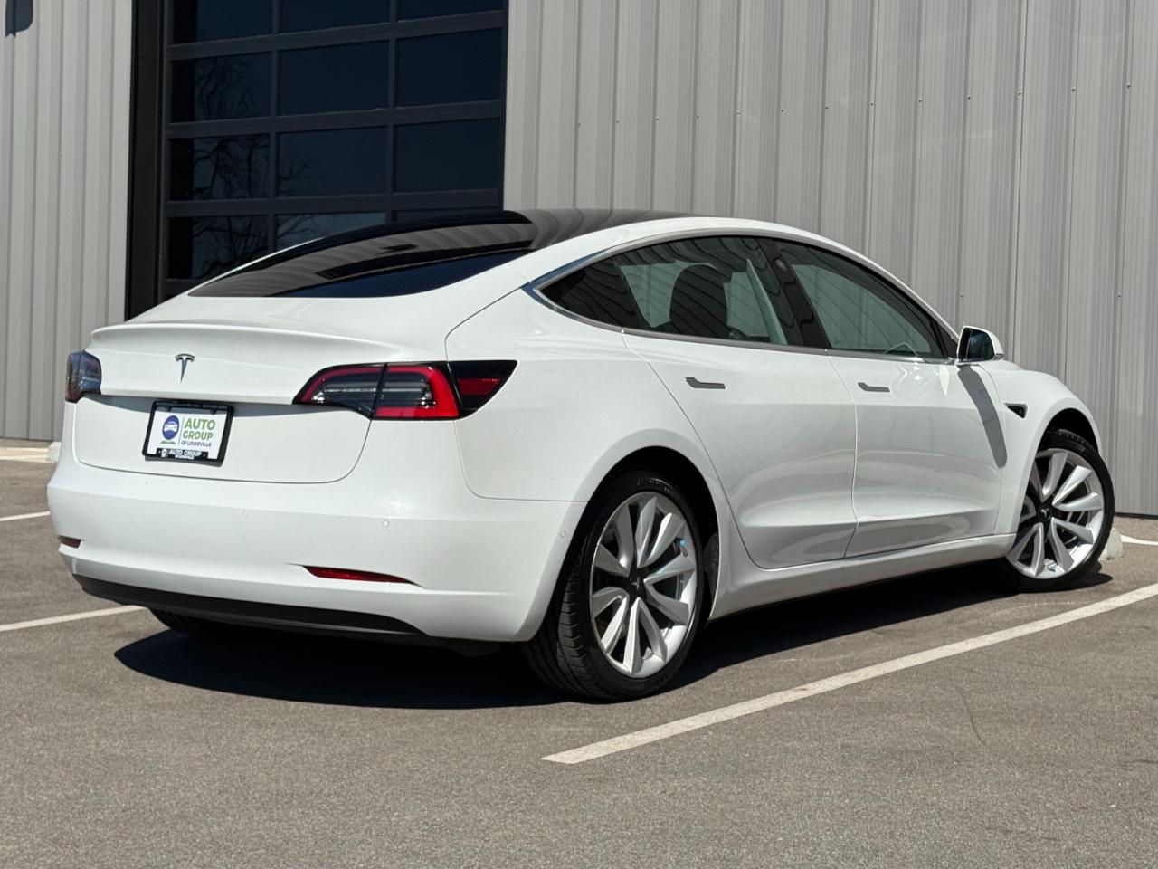Tesla Model 3 Standard Range RWD 2020